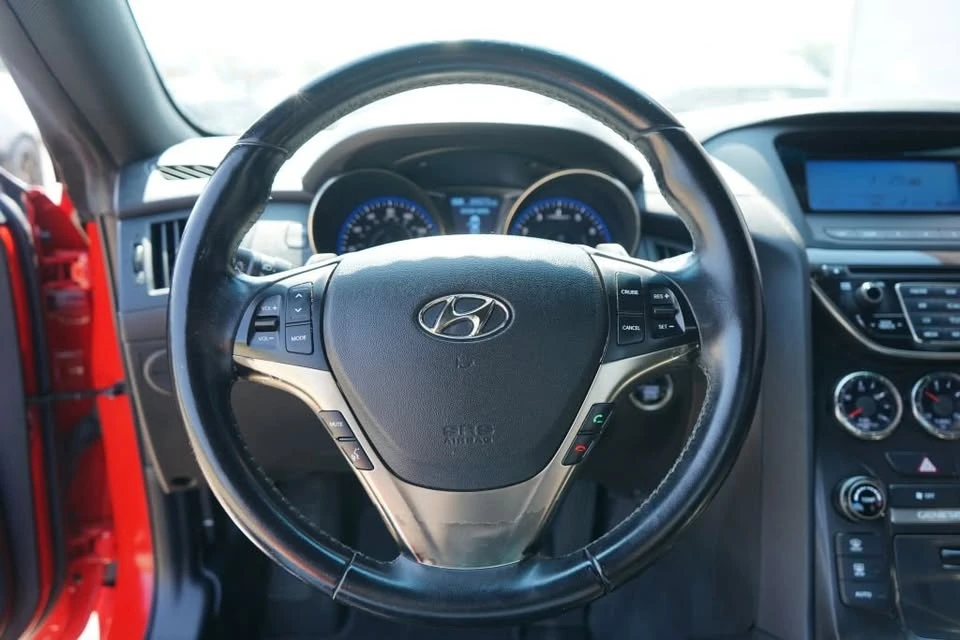 2014 Hyundai Genesis Coupe - Image 10 of 20