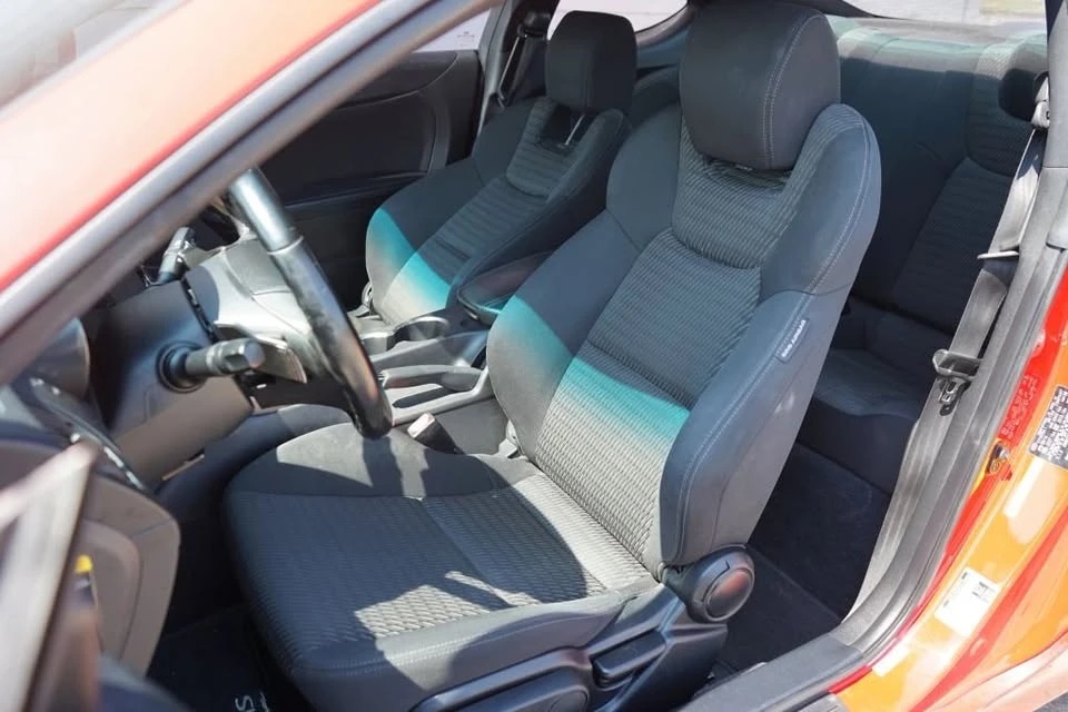 2014 Hyundai Genesis Coupe - Image 11 of 20