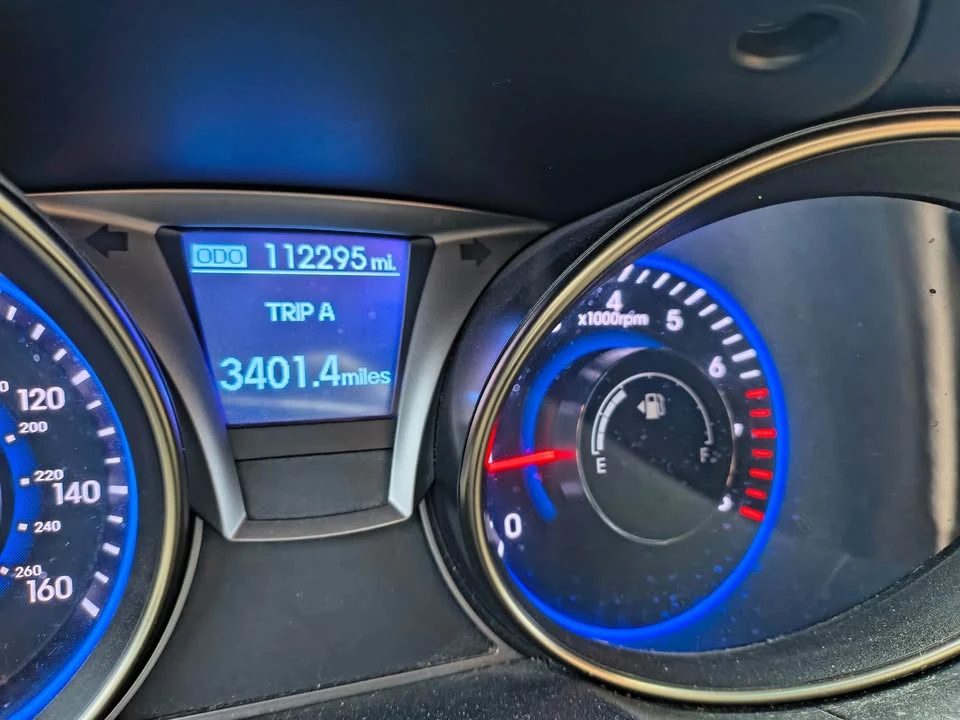 2014 Hyundai Genesis Coupe - Image 6 of 11