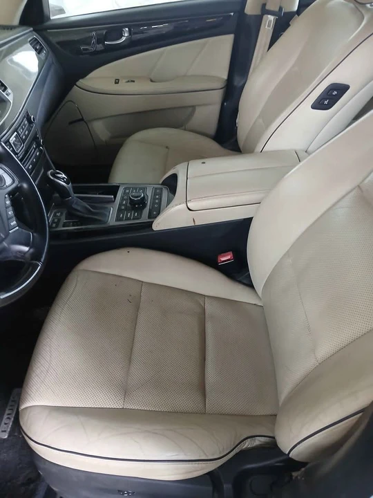 2014 Hyundai Equus - Image 6 of 10