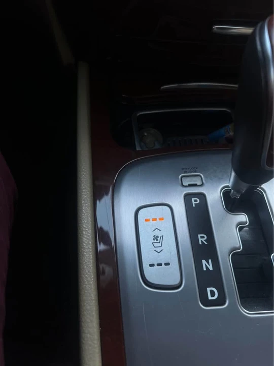 2014 Hyundai Genesis - Image 3 of 10