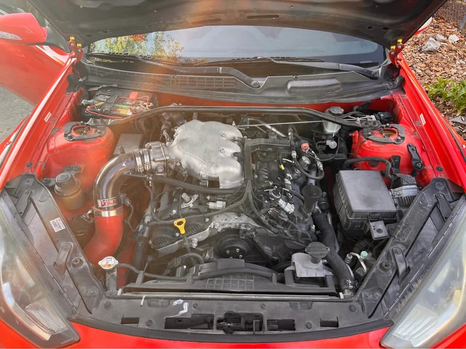 2014 Hyundai Genesis - Image 9 of 9