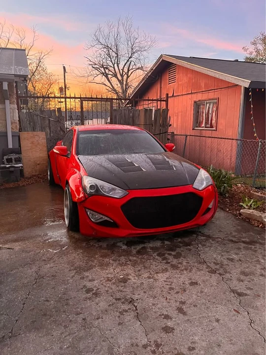 2014 Hyundai Genesis Coupe - Image 5 of 6