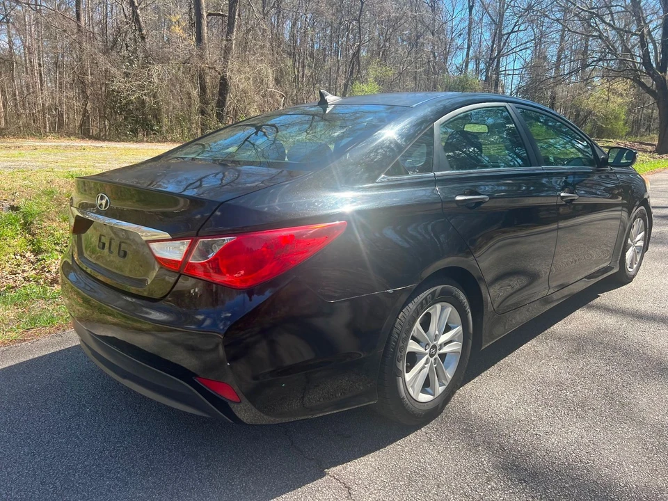 2014 Hyundai Sonata - Image 5 of 12