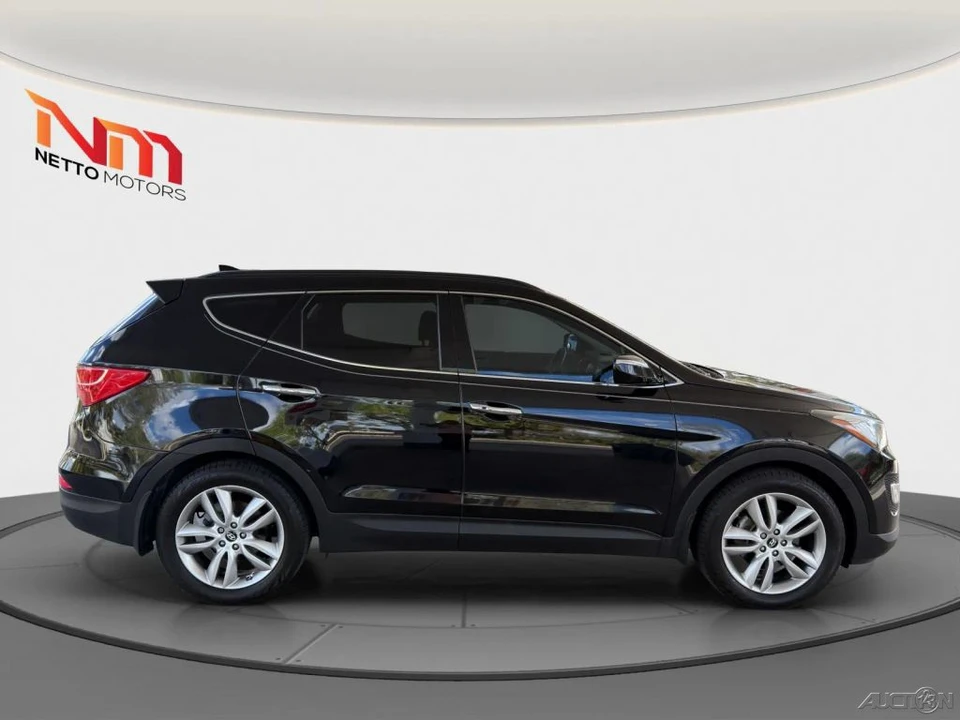 2014 Hyundai Santa Fe - Image 6 of 21