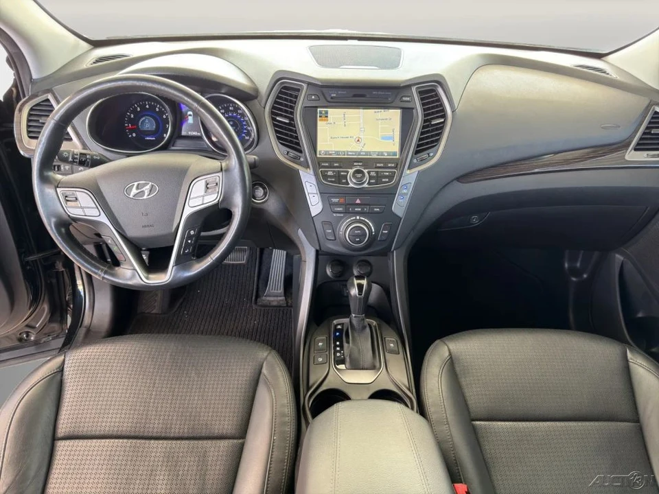 2014 Hyundai Santa Fe - Image 15 of 21