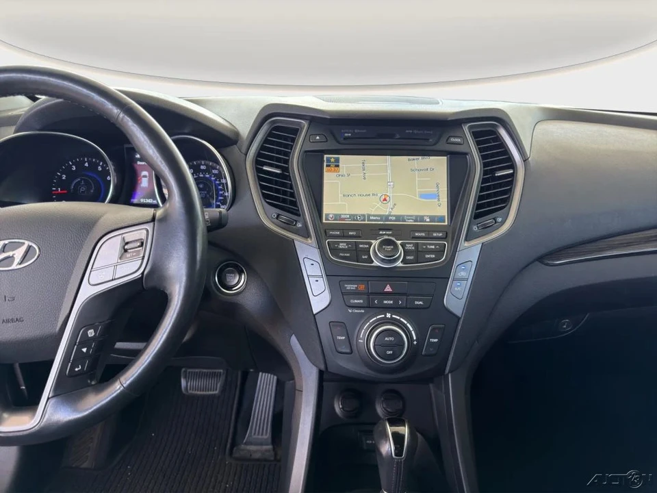 2014 Hyundai Santa Fe - Image 16 of 21