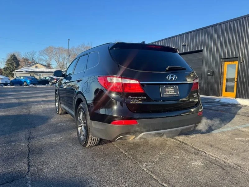 2014 Hyundai Santa Fe - Image 2 of 12