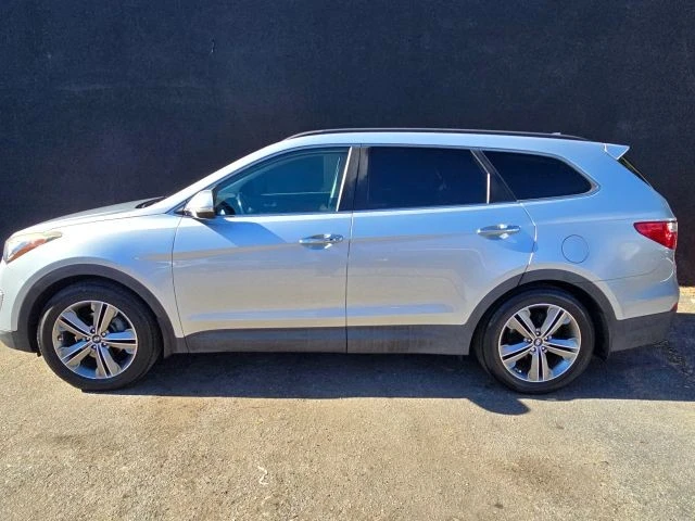 2014 Hyundai Santa Fe - Image 8 of 31