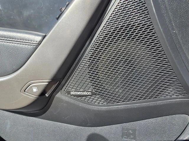 2014 Hyundai Santa Fe - Image 20 of 31