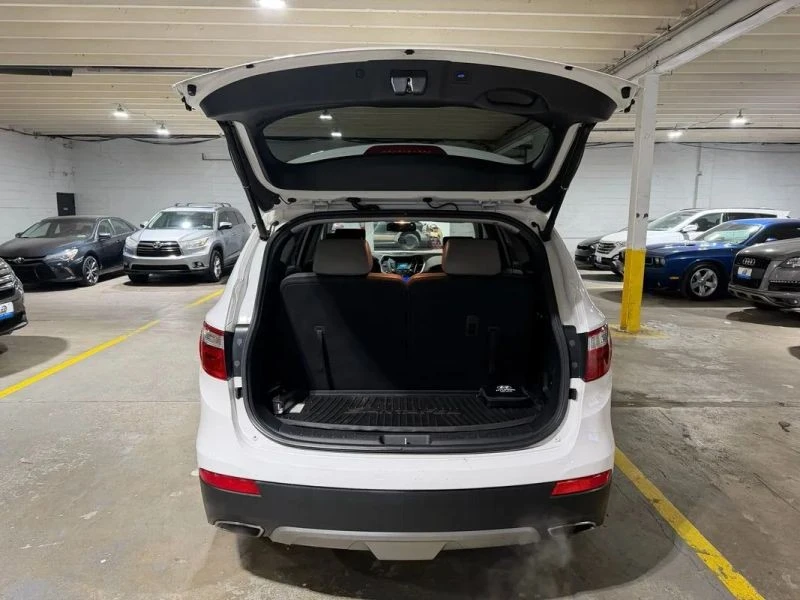 2014 Hyundai Santa Fe - Image 7 of 12