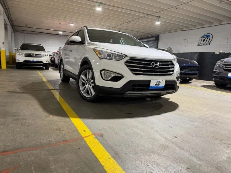 2014 Hyundai Santa Fe - Image 6 of 12