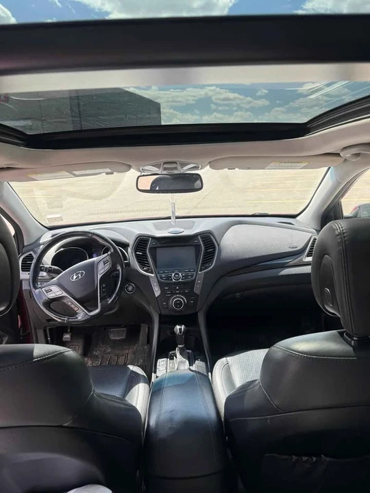 2014 Hyundai Santa Fe - Image 3 of 6