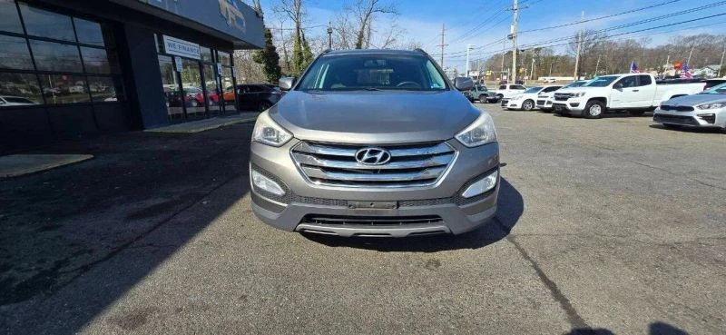 2014 Hyundai Santa Fe - Image 4 of 8
