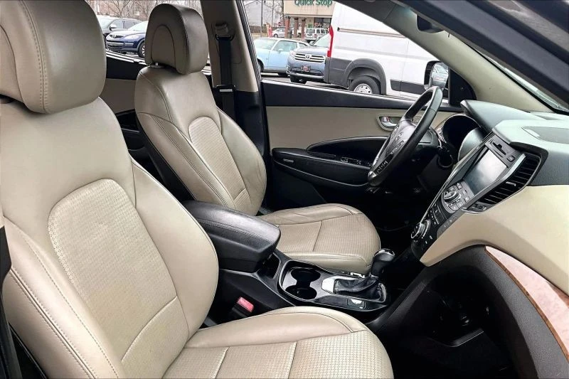 2014 Hyundai Santa Fe - Image 12 of 12