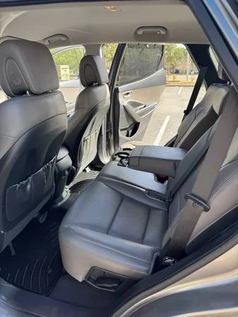 2014 Hyundai Santa Fe - Image 4 of 10