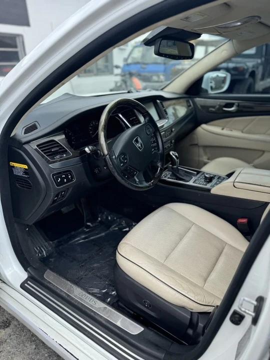 2014 Hyundai Equus - Image 9 of 19