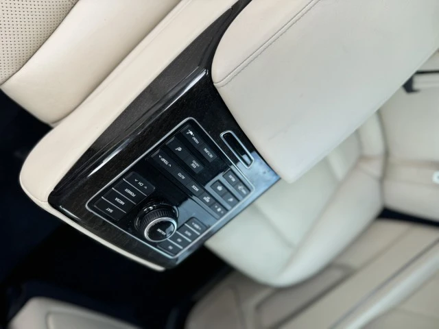 2014 Hyundai Equus - Image 14 of 19