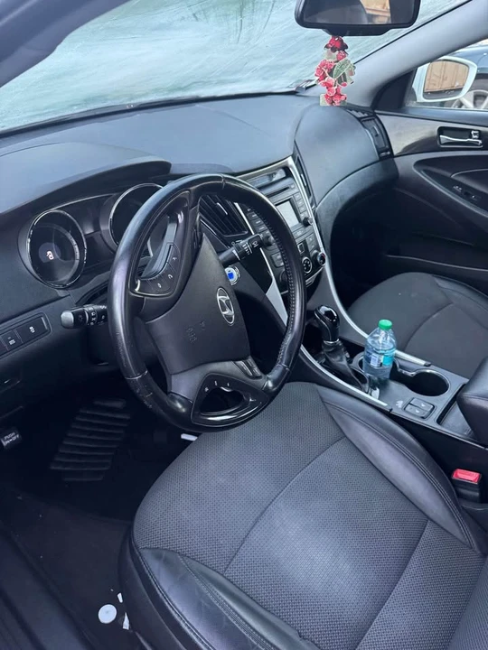 2014 Hyundai Sonata - Image 5 of 5