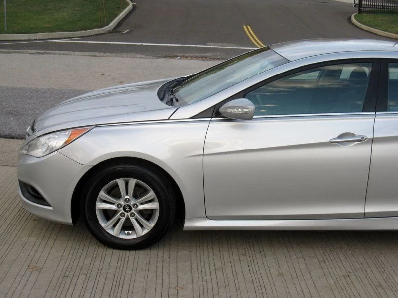 2014 Hyundai Sonata - Image 7 of 12
