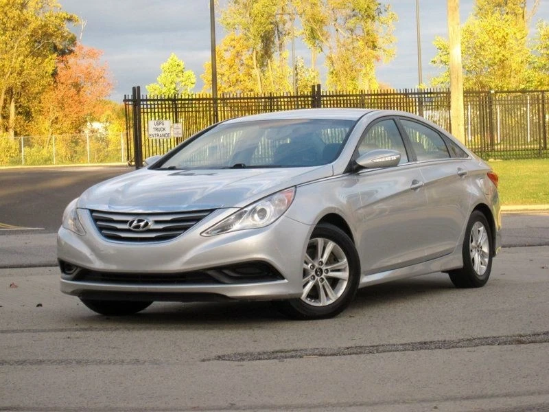 2014 Hyundai Sonata - Image 3 of 12