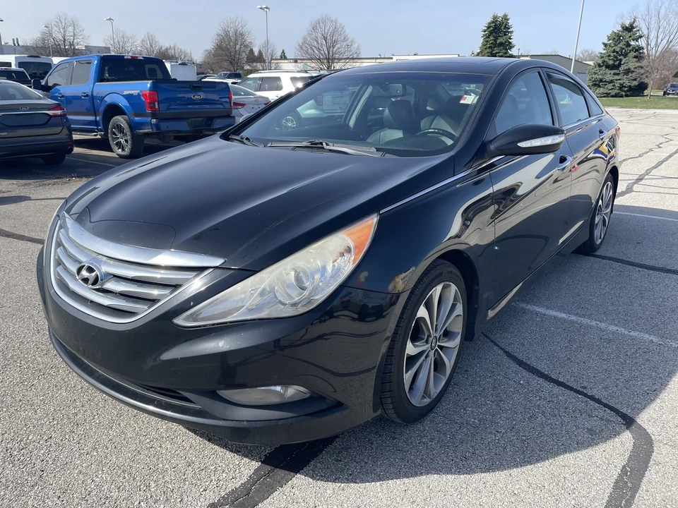 2014 Hyundai Sonata - Image 4 of 21
