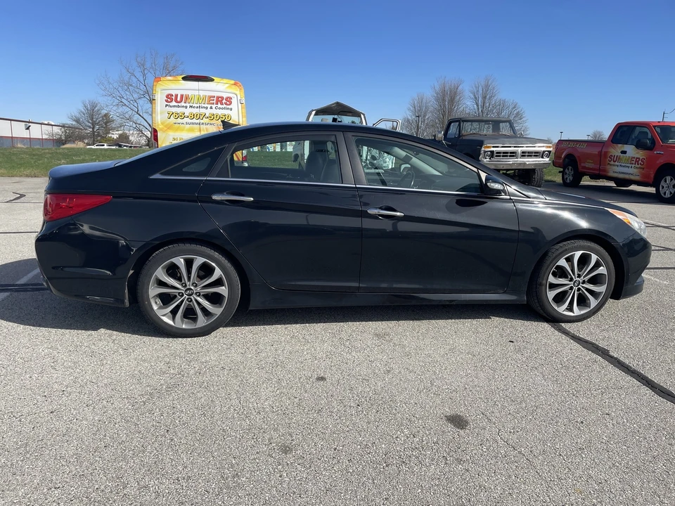 2014 Hyundai Sonata - Image 9 of 21