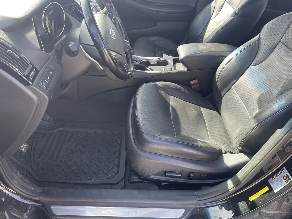 2014 Hyundai Sonata - Image 18 of 21