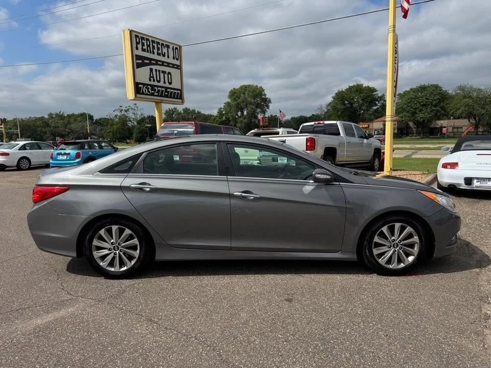 2014 Hyundai Sonata - Image 4 of 20