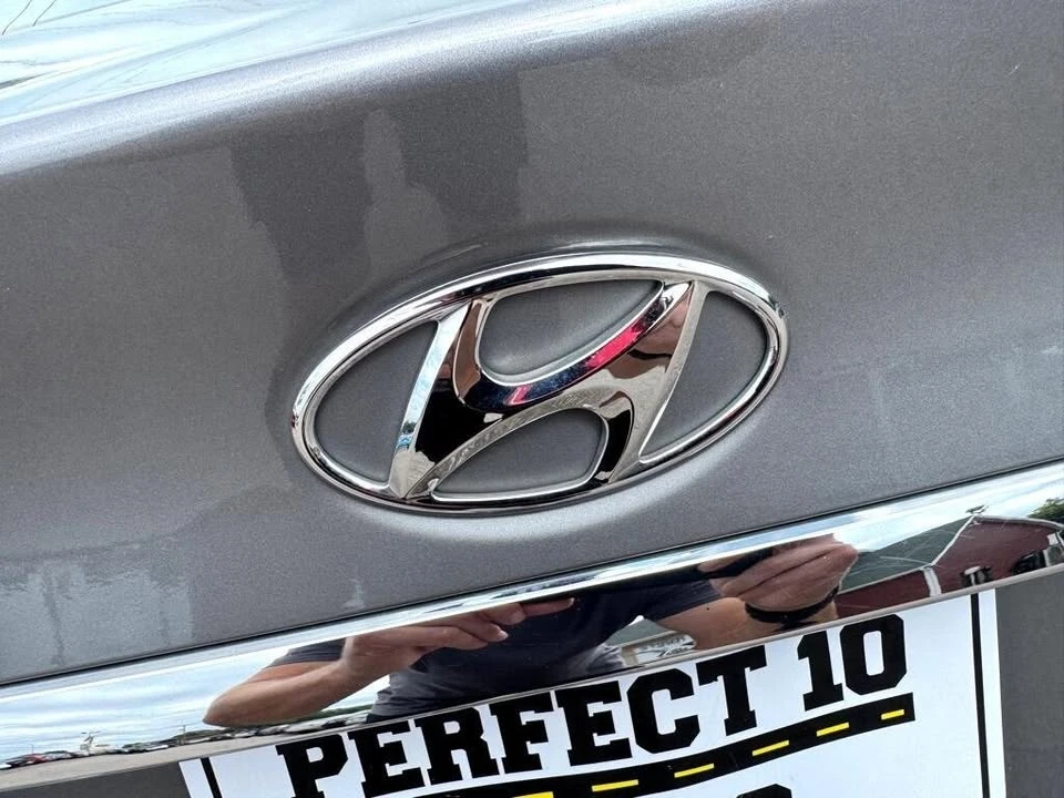 2014 Hyundai Sonata - Image 17 of 20