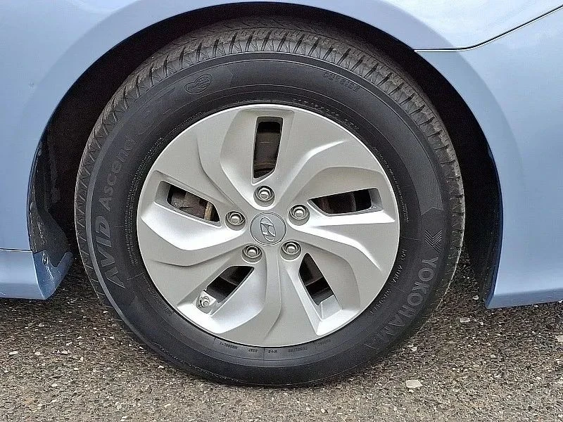 2014 Hyundai Sonata - Image 9 of 12
