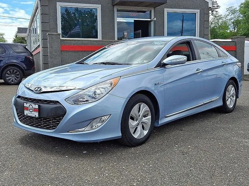 2014 Hyundai Sonata - Image 4 of 12