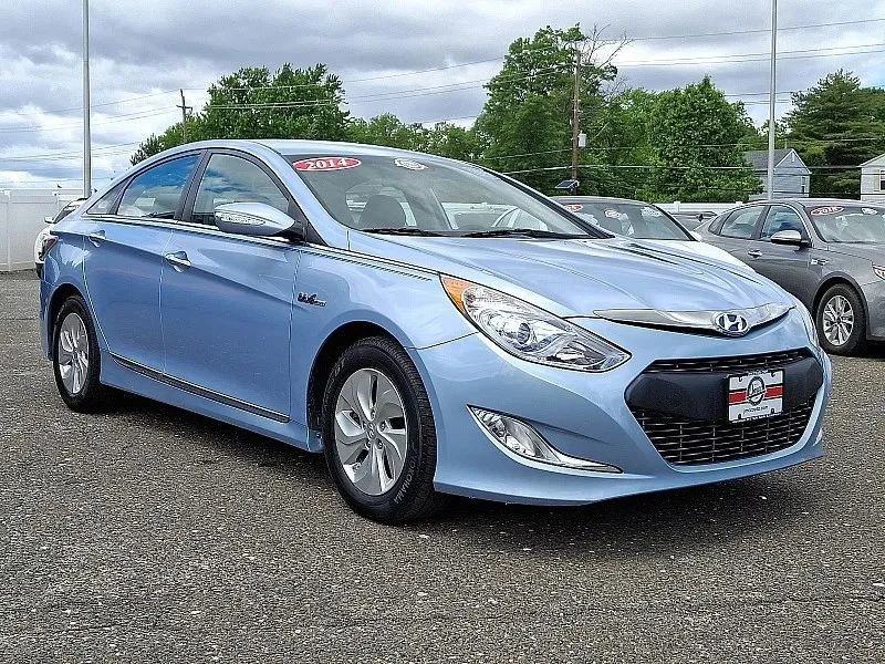 2014 Hyundai Sonata - Image 2 of 12