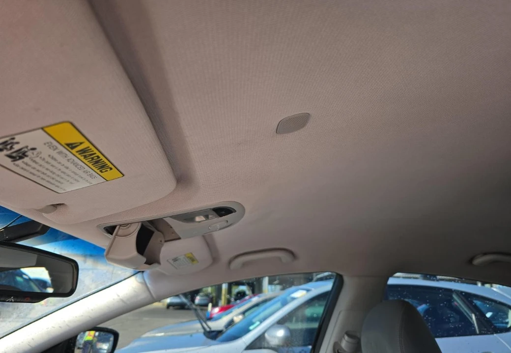 2014 Hyundai Sonata - Image 16 of 17