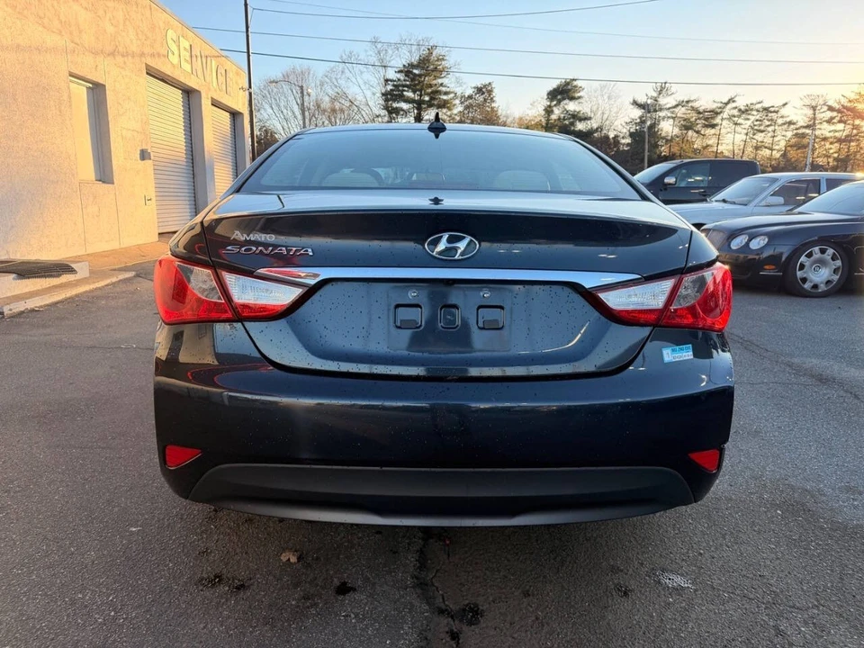 2014 Hyundai Sonata - Image 4 of 14