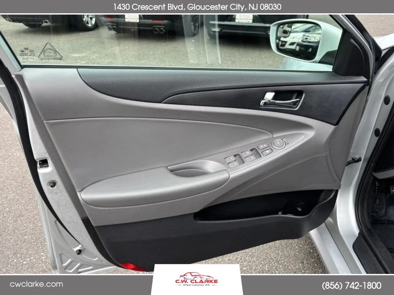 2014 Hyundai Sonata - Image 11 of 12