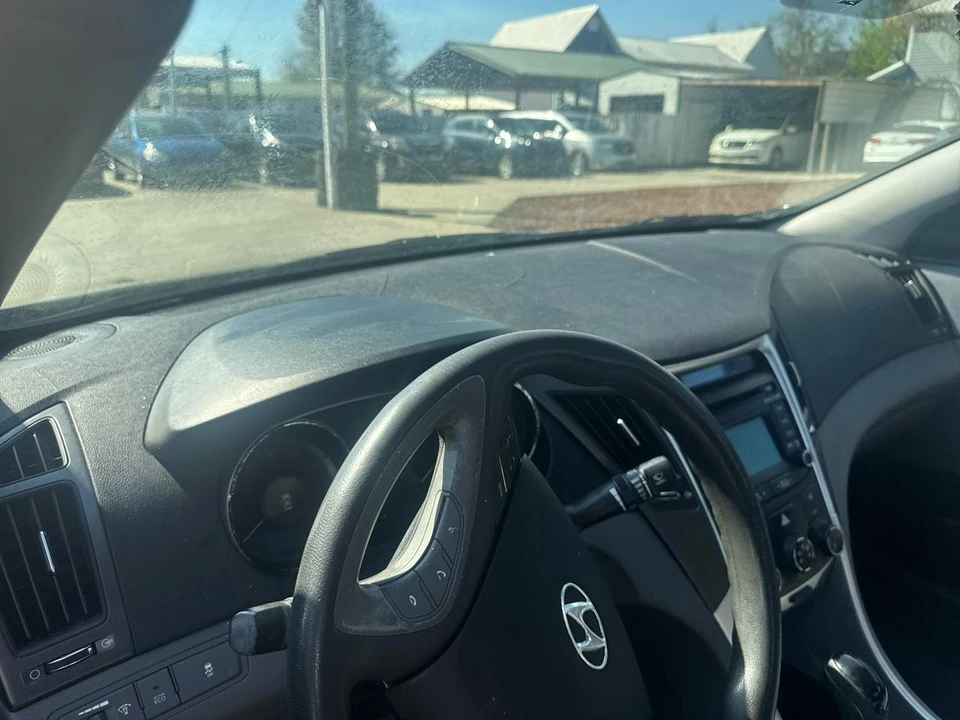 2014 Hyundai Sonata - Image 6 of 7