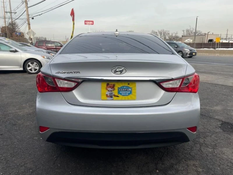 2014 Hyundai Sonata - Image 5 of 12