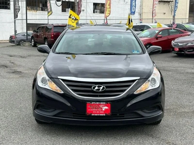 2014 Hyundai Sonata - Image 2 of 12