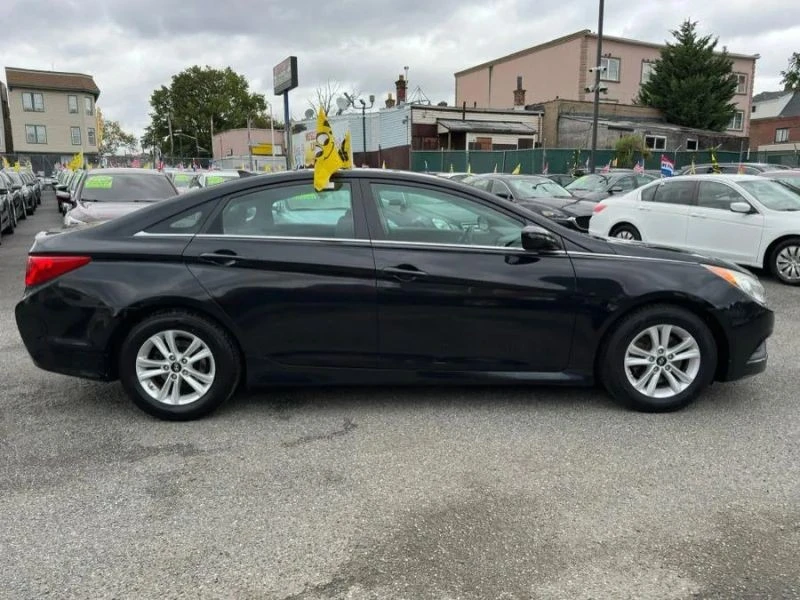 2014 Hyundai Sonata - Image 8 of 12