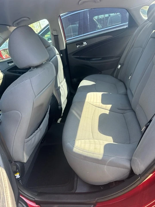2014 Hyundai Sonata - Image 7 of 7