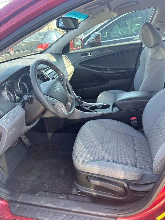 2014 Hyundai Sonata - Image 5 of 7