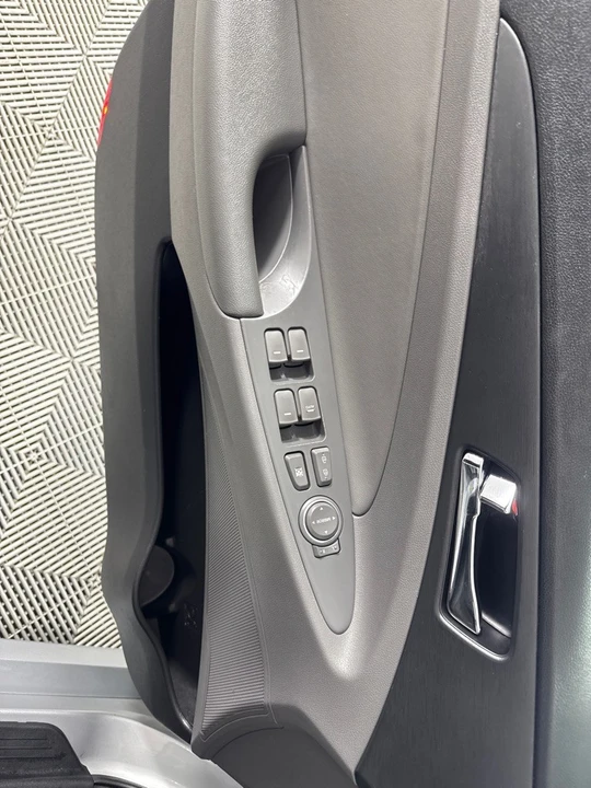 2014 Hyundai Sonata - Image 11 of 12