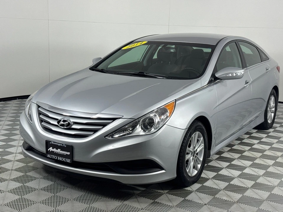 2014 Hyundai Sonata - Image 9 of 12