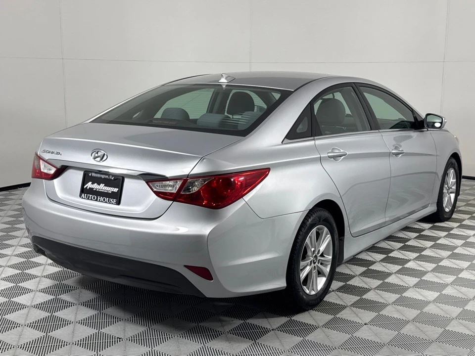 2014 Hyundai Sonata - Image 5 of 12
