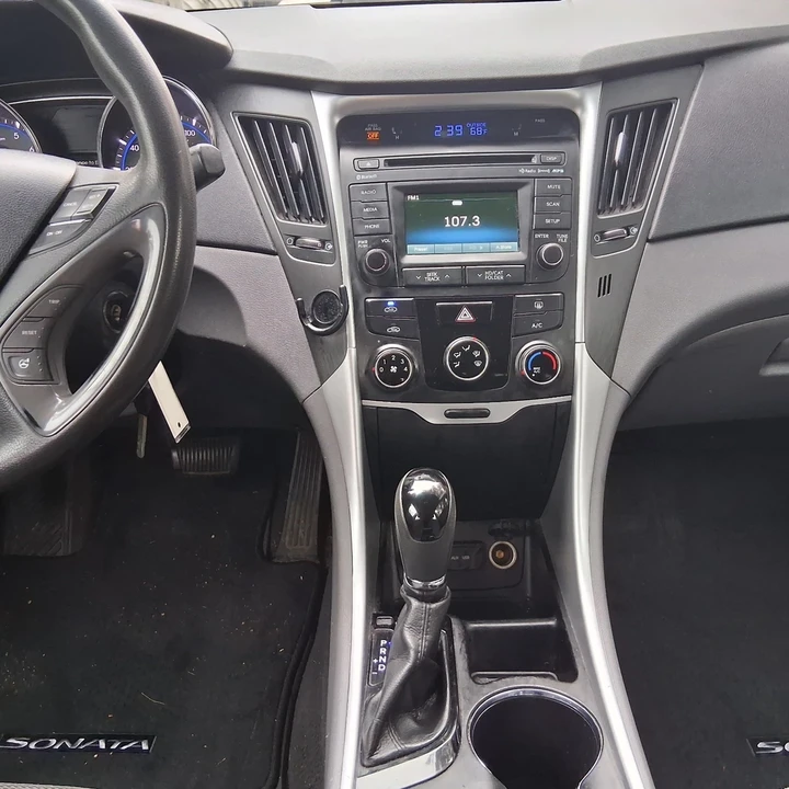 2014 Hyundai Sonata - Image 17 of 21