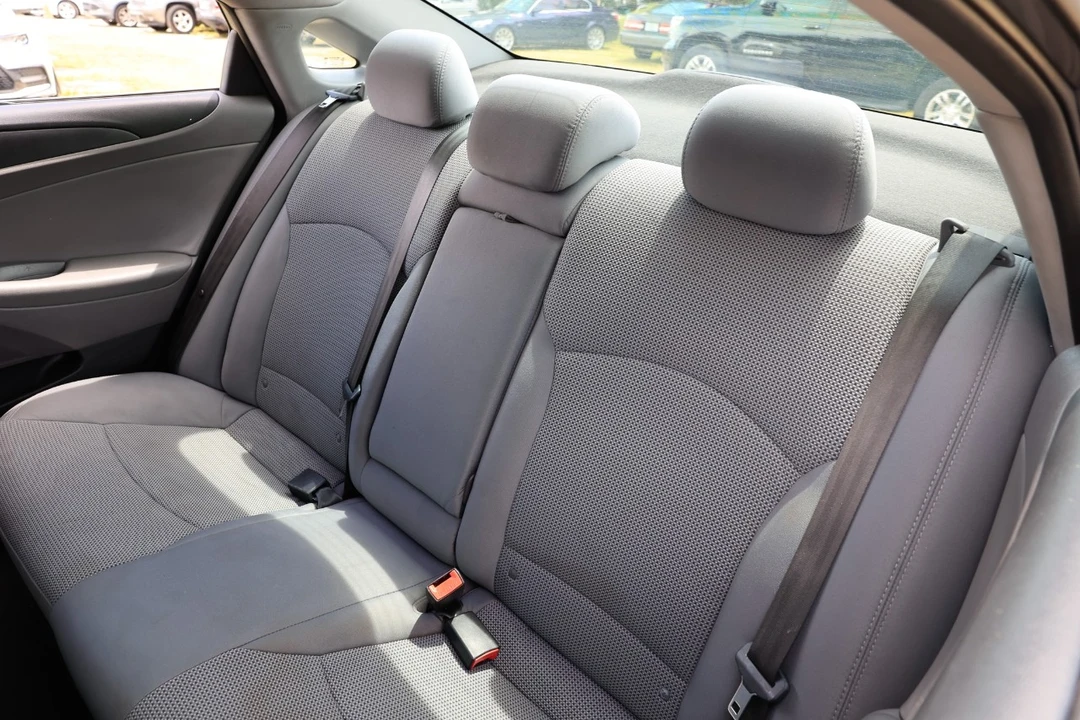 2014 Hyundai Sonata - Image 8 of 12