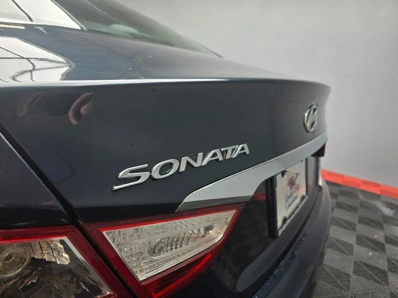 2014 Hyundai Sonata - Image 9 of 12