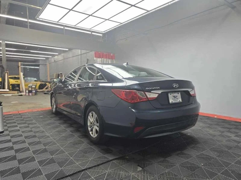 2014 Hyundai Sonata - Image 4 of 12