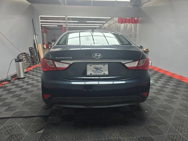 2014 Hyundai Sonata - Image 5 of 12